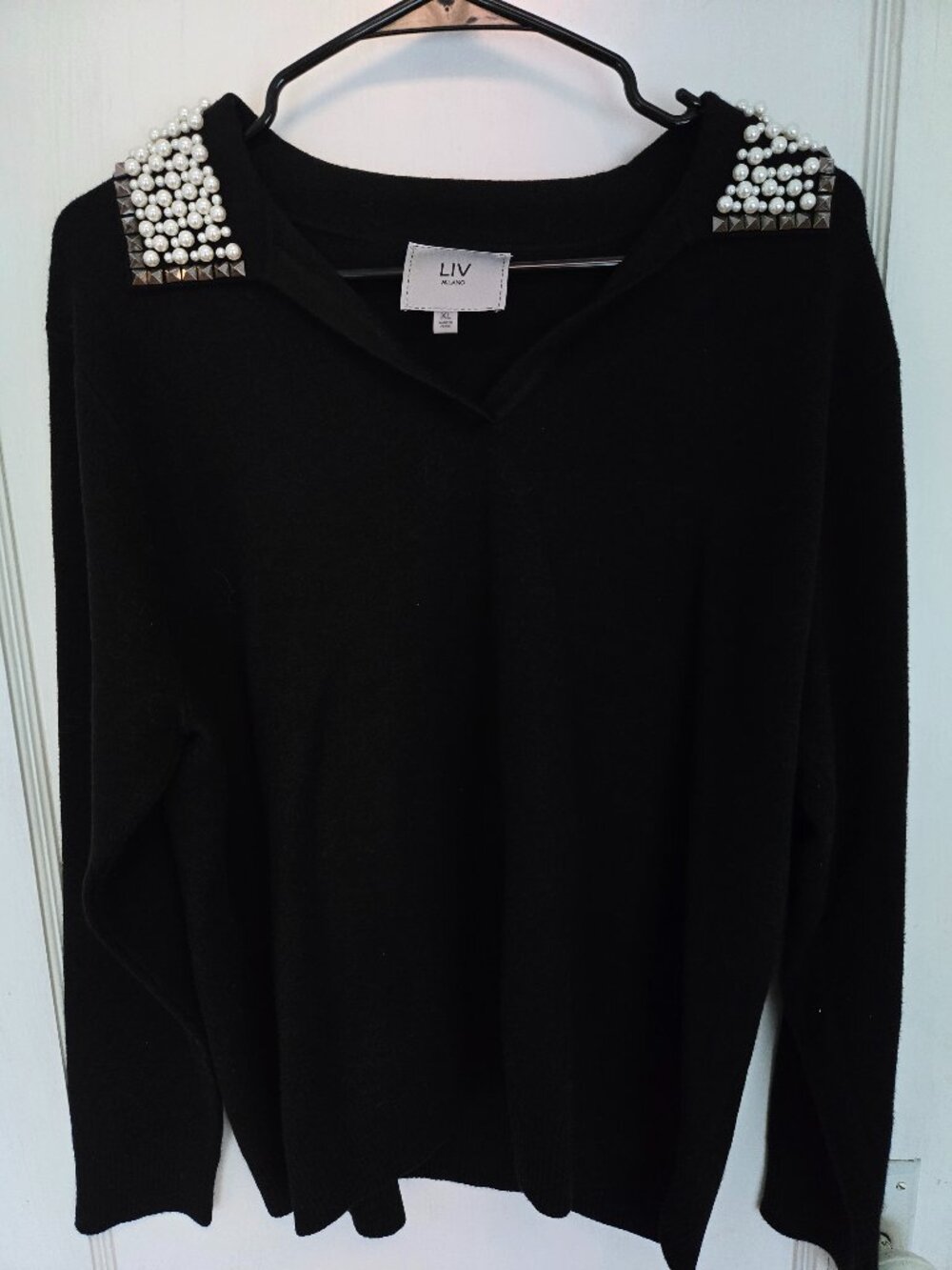 Liv Milano black sweater